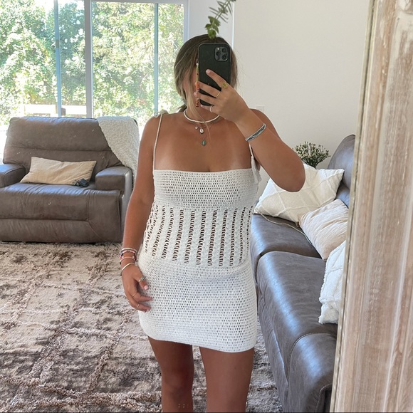 Andi Bagus White Crochet Dress 🤍 - Picture 6 of 12